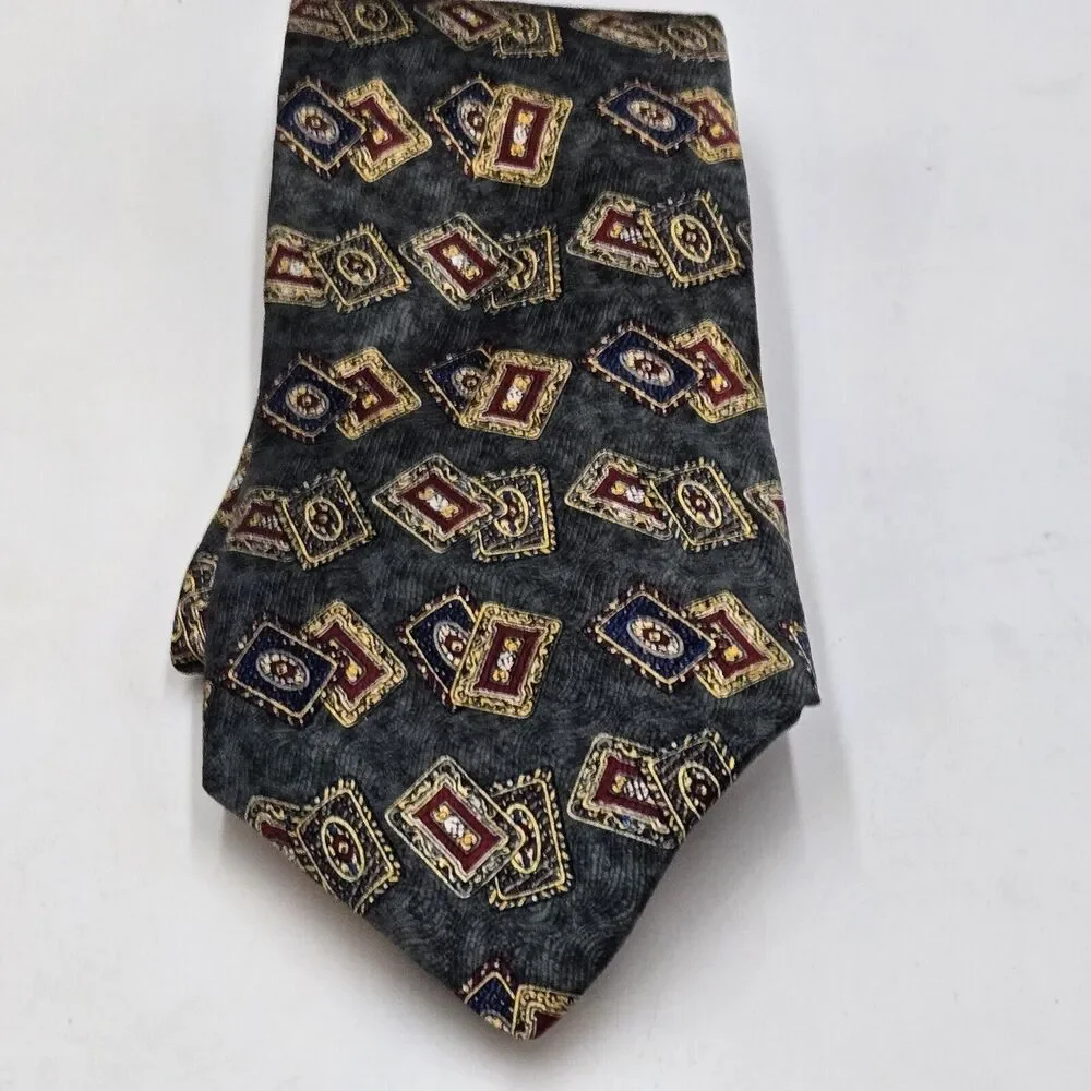 Vintage Metropolitan Museum Of Art Men's Neck Tie 100% Silk Blue Red Gold 57